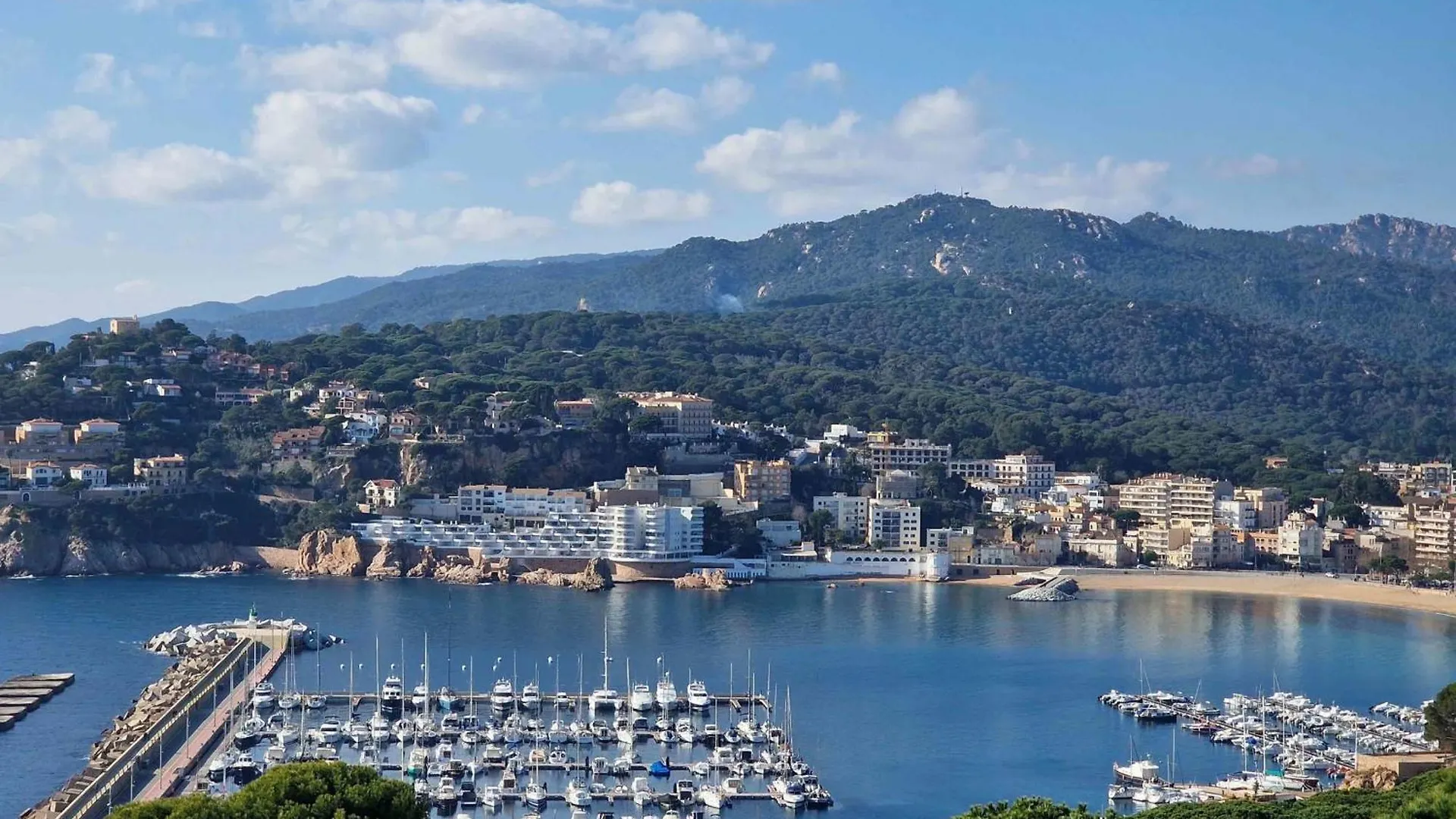 Cala Salions Galeon Apartment Tossa de Mar Spain